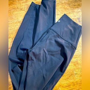 Lululemon black compression leggings